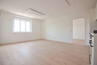 Moderne 3-Zimmer-Wohnung mit großer Wohnküche - ideal für 2er-WGs oder Paare – Bild 3