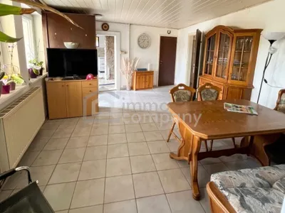 Haus kaufen in Mistelbach – 119 m², € 99.999 – Bild 2 von 7