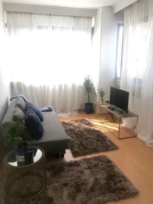 2-Zimmer-Wohnung mieten in Linz – 49 m², € 1.300 – Bild 1 von 16