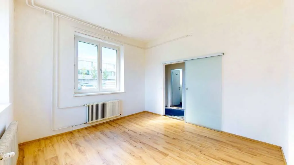 Büro mieten Klagenfurt - 51,36 m² Erdgeschossbüro mit 3 Räumen und Allgemeinflächen - Ansicht 2