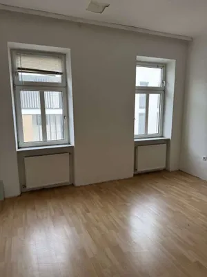 12-Zimmer-Gewerbeimmobilie kaufen in Wiener Neustadt – 300 m², € 545.000 – Bild 5 von 11