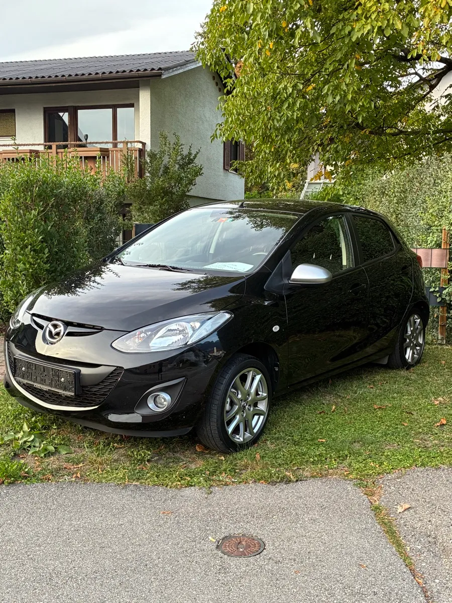 Mazda Mazda2