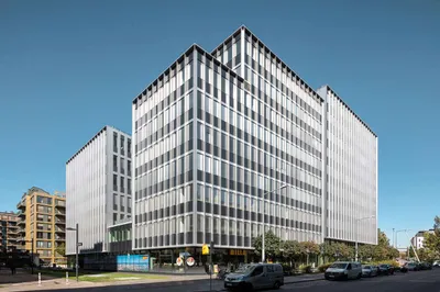 Gewerbeimmobilie mieten in Wien – 1 624 m², € 17 – Bild 1 von 16