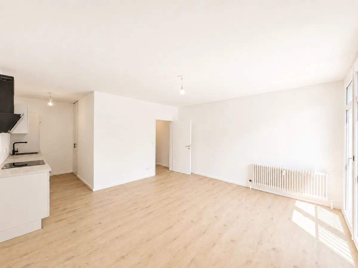 1-Zimmer Wohnung mit Parkplatz | Erstbezug nach Komplett-Sanierung – pohled 2