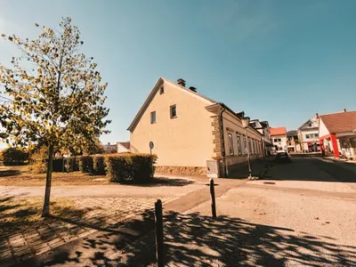 Wohnung kaufen in Neunkirchen – 193,1 m², € 297.000 – Bild 1 von 38