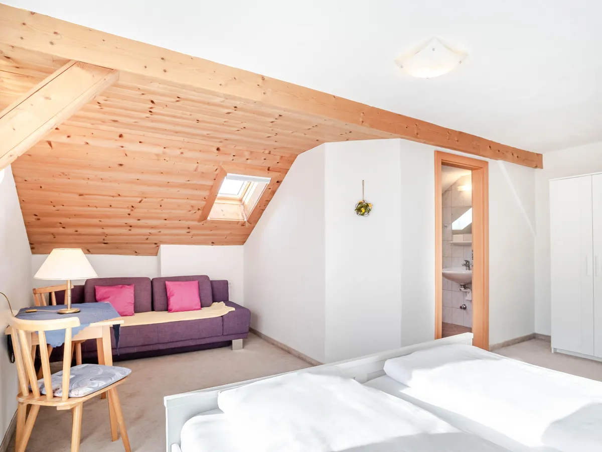 Freundliches 2-Zimmer Apartment in ruhiger Wohngegend – pohled 3