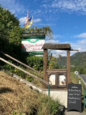 Gewerbeimmobilie mieten in Krems Land – 600 m², € 1.500 – Bild 2 von 7