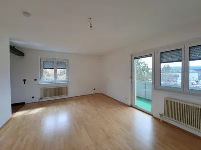 3-Zimmer-Wohnung mieten in Neunkirchen – 76 m², € 690 – Bild 2 von 10