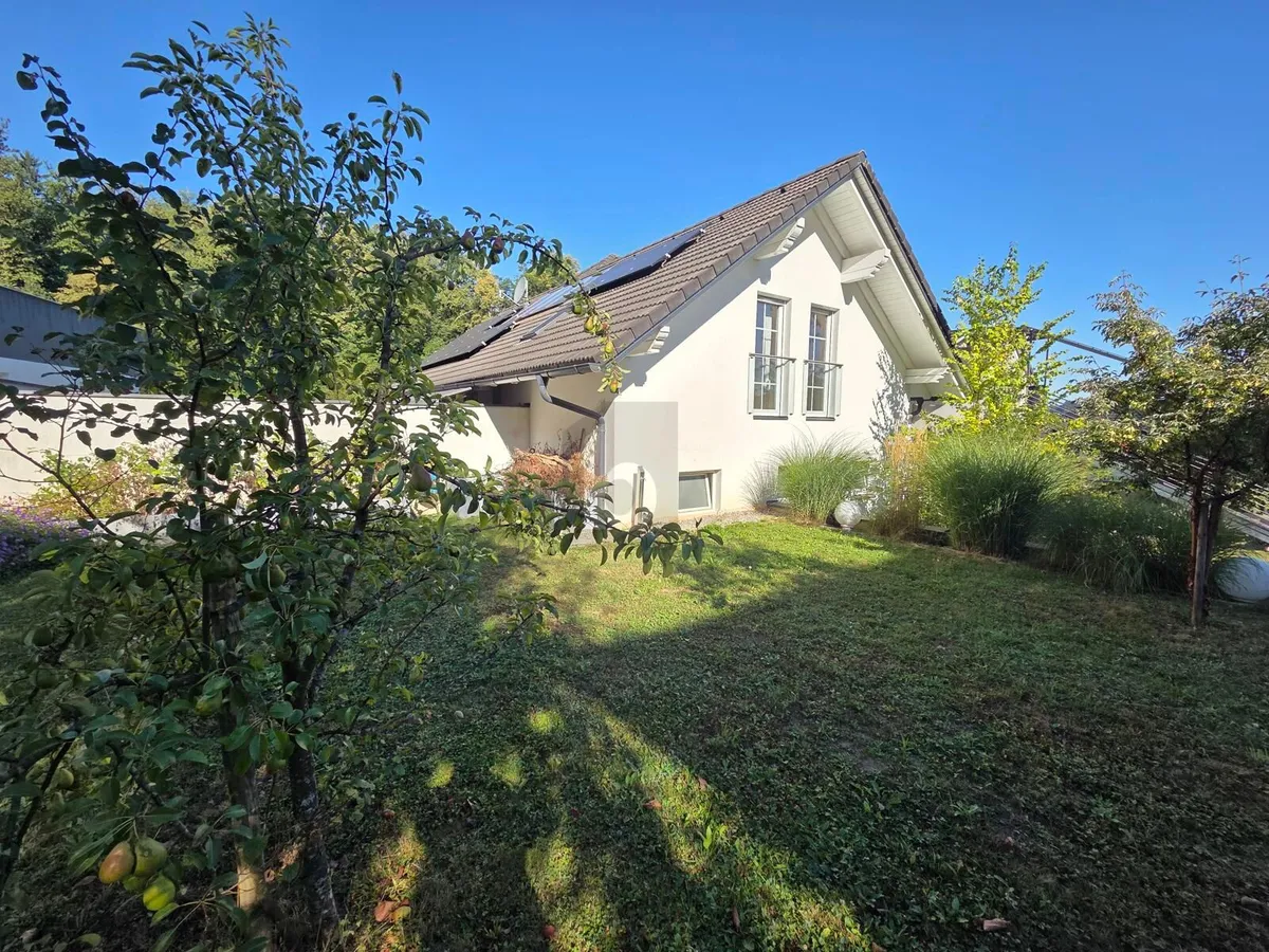Maja, 237 m²