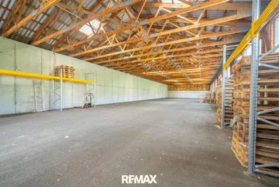 Gewerbeimmobilie mieten in Salzburg-Umgebung – 577 m², € 2.490 – Bild 2 von 8