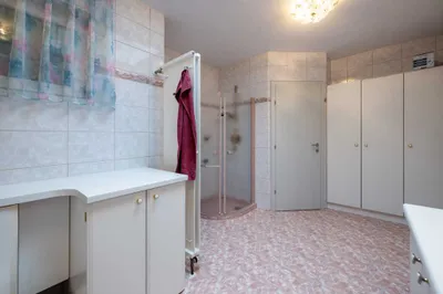 Gewerbeimmobilie kaufen in Feldkirchen – 201 m² – Bild 11 von 14