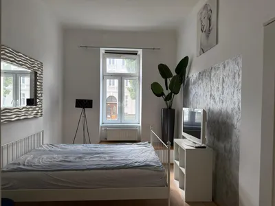 Möbliertes WG Zimmer , provisionfrei, all inclusive – Bild 2