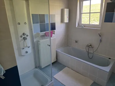 7-Zimmer-Haus kaufen in Braunau am Inn – 1 600 m², € 535.000 – Bild 9 von 23