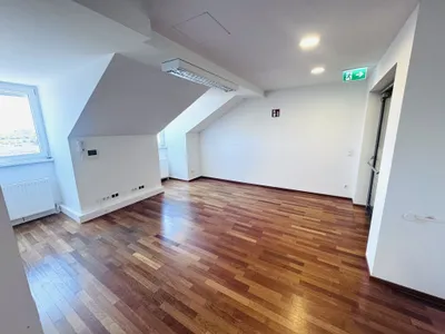 6-Zimmer-Gewerbeimmobilie mieten in Wien – 213 m², € 2.906 – Bild 2 von 17