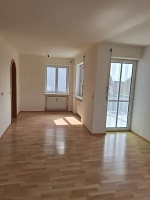 5-Zimmer-Wohnung mieten in Urfahr-Umgebung – 94 m², € 930 – Bild 3 von 11