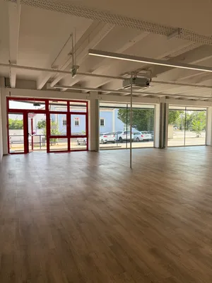 Gewerbeimmobilie mieten in Wiener Neustadt – 267 m², € 2.990 – Bild 3 von 8
