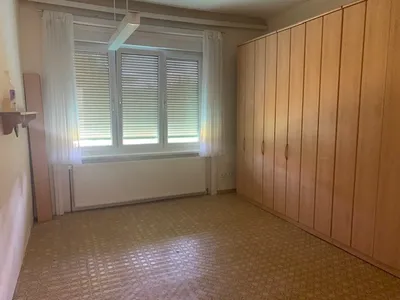10-Zimmer-Immobilie kaufen in Hollabrunn – 300 m², € 389.000 – Bild 7 von 24