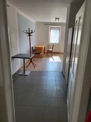 1-Zimmer-Wohnung mieten in Baden – 35 m², € 350 – Bild 5 von 13