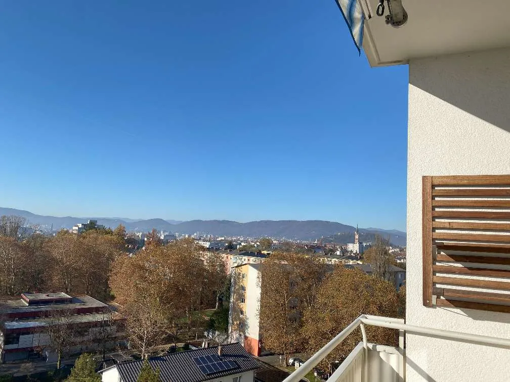 2-Zimmer-Wohnung mit Balkon und traumhafter Aussicht in Waltendorf - provisionsfrei - Ansicht 2