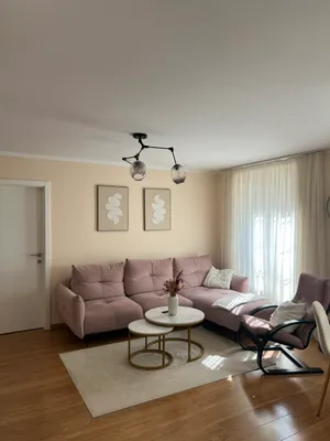 Komplett renovierte 2-Zimmer-Wohnung zu vermieten