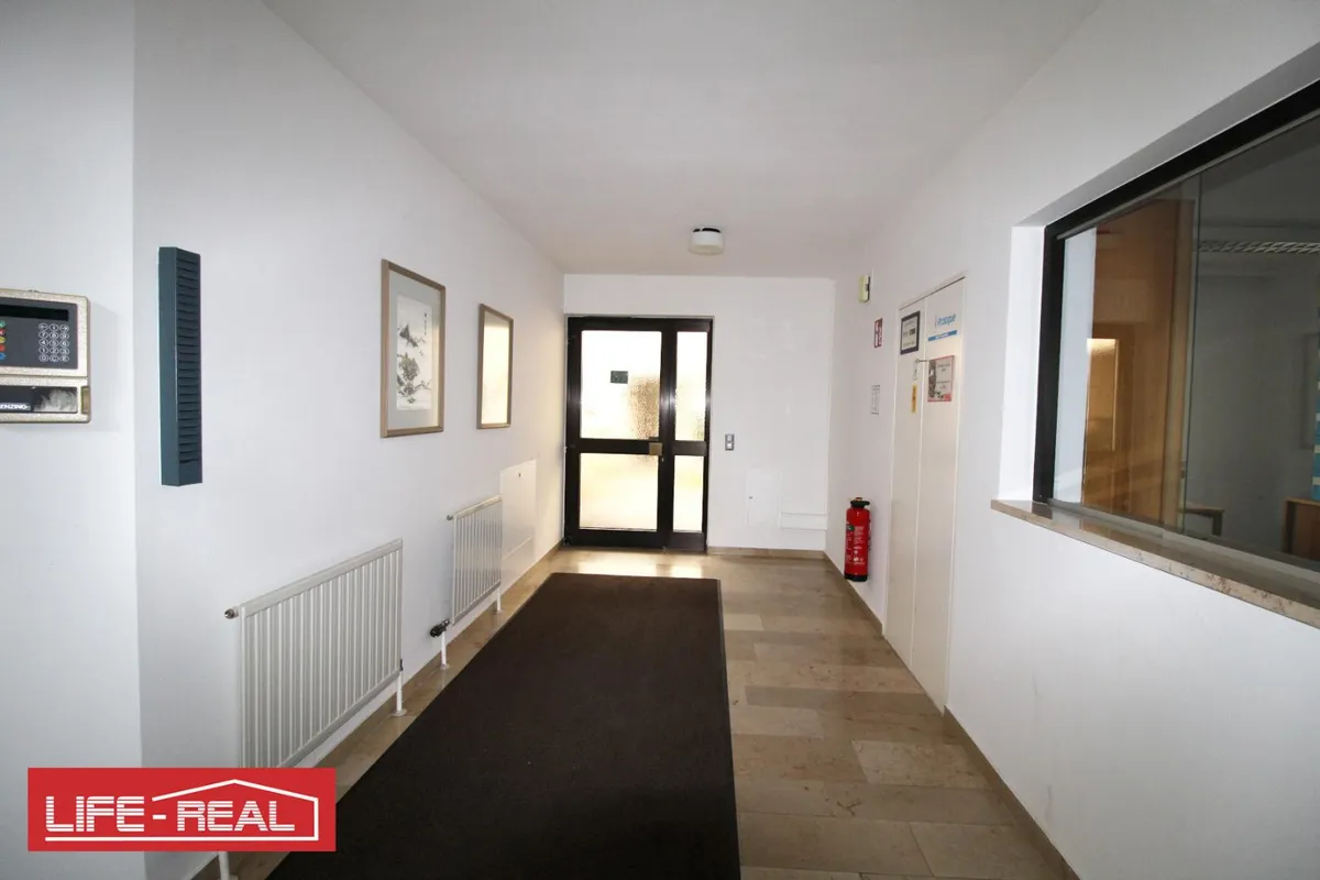 Büro / Praxis in verkehrsgünstiger Lage - Ansicht 3