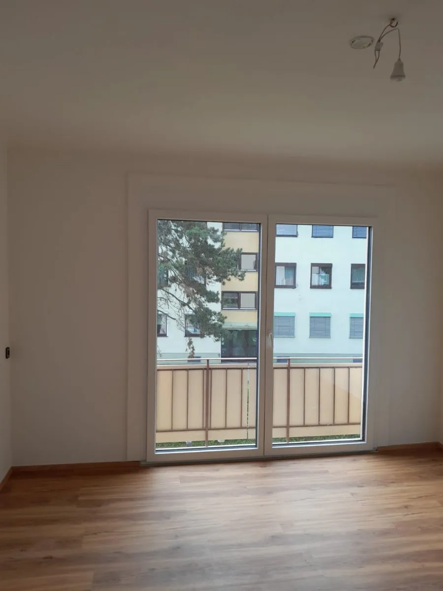 3-Zi--Süd-Wohnung, HTL Mössinger Straße + Parkplatz !! - Ansicht 3