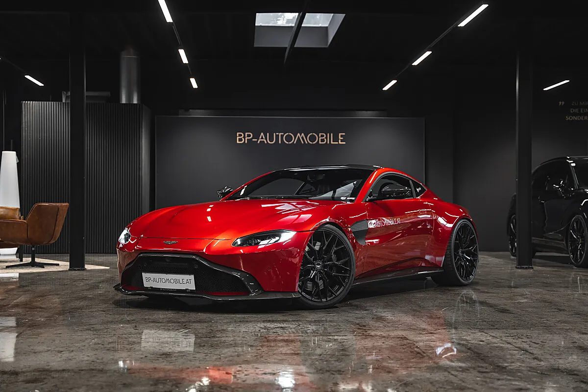 Aston Martin Vantage