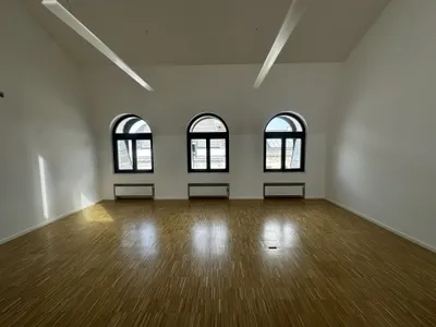 Gewerbeimmobilie mieten in Wien – 460 m², € 30 – Bild 2 von 19