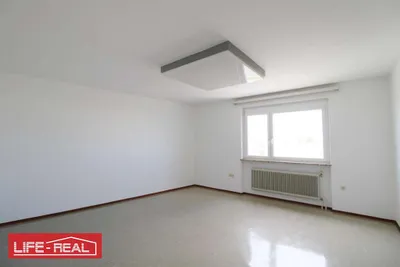 3-Zimmer-Gewerbeimmobilie mieten in Linz Land – 93 m², € 976 – Bild 4 von 7