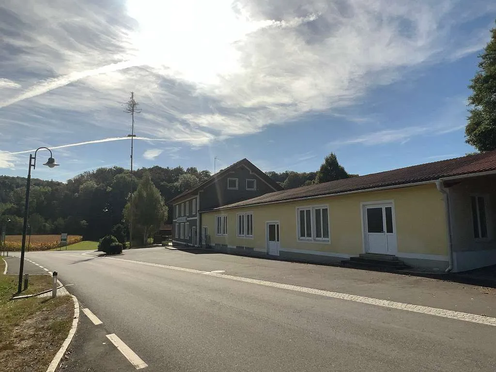 Sehr gepflegte Gaststätte mit Küche, Lager und mit Veranstaltungssaal in Stein/Bad Loipersdorf - Ansicht 3