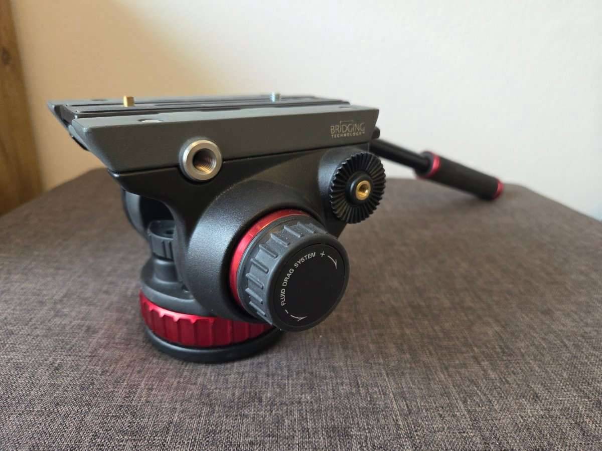 ManfrottoMVH502AHFluid-Videoneiger-ProfiVideo-KopffürStativ