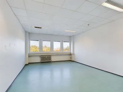 Gewerbeimmobilie mieten in Linz Land – 202 m², € 2.042 – Bild 6 von 12