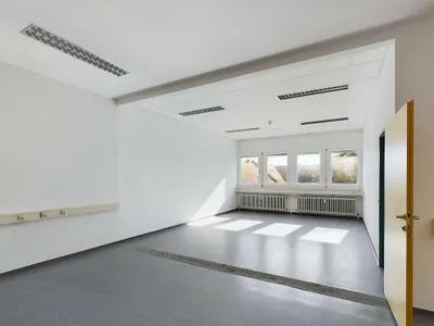 Gewerbeimmobilie mieten in Linz Land – 202 m², € 2.042 – Bild 10 von 12