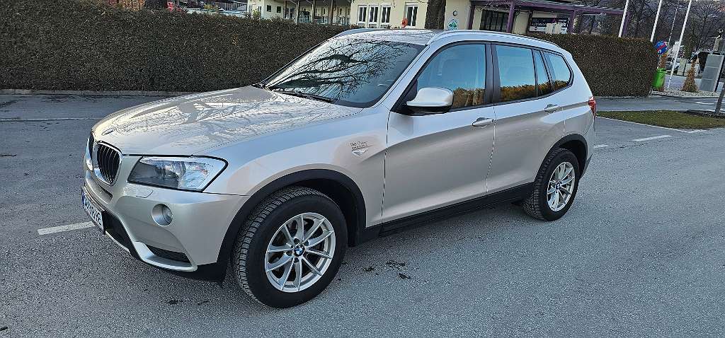 BMW X3 xDrive20d!!!Neues Pickerl!!!  Öster.-Paket Aut. SUV / Geländewagen