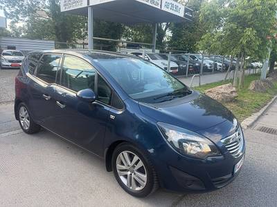 Opel Meriva 1,7 CDTI Cosmo DPF