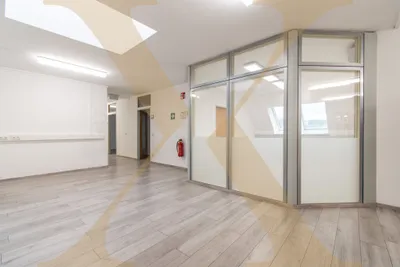 Gewerbeimmobilie mieten in Linz – 668 m², € 9.021 – Bild 1 von 10