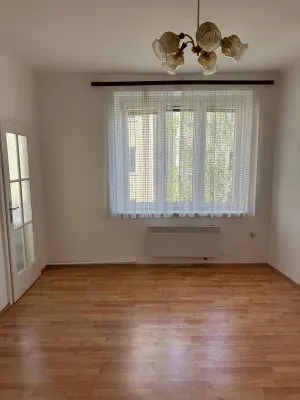 1-Zimmer-Wohnung kaufen in Baden – 28 m², € 129.000 – Bild 1 von 8