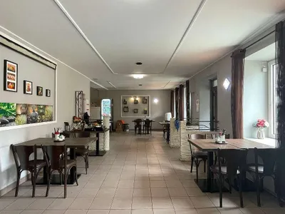 Gewerbeimmobilie mieten in Mödling – 198 m², € 2.940