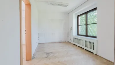 8-Zimmer-Haus kaufen in Vöcklabruck – 264 m², € 784.000 – Bild 18 von 23