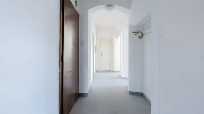 8-Zimmer-Haus kaufen in Vöcklabruck – 264 m², € 784.000 – Bild 6 von 23