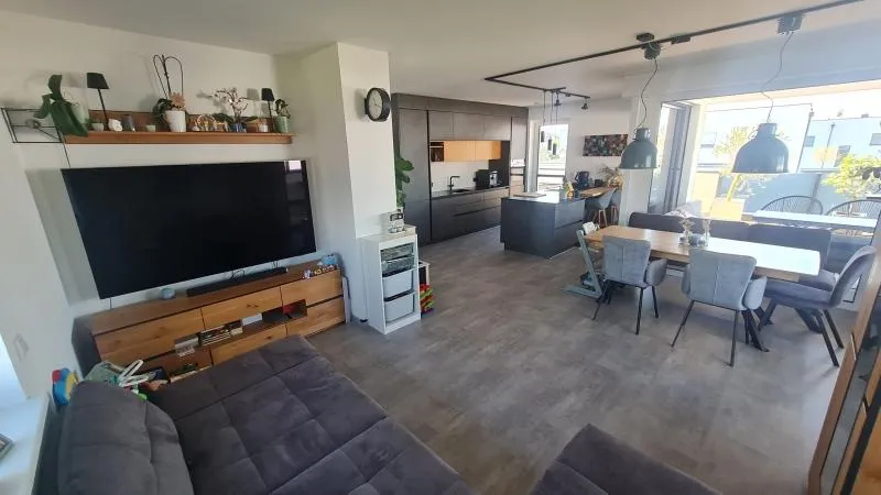 Gehobene Penthousewohnung mit viel Privatsphäre! - Ansicht 2