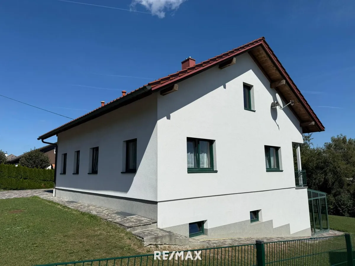 Junges solides Haus - viel Platz für Familie Hobby und Homeoffice - Ansicht 3