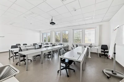Gewerbeimmobilie mieten in Wien – 10 900 m², € 16 – Bild 7 von 12