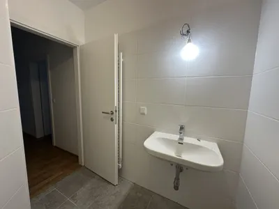 3-Zimmer-Gewerbeimmobilie mieten in Wien – 77,7 m², € 1.989 – Bild 9 von 14