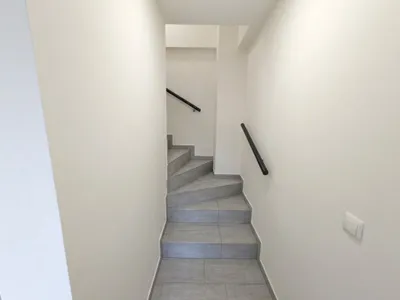 7-Zimmer-Haus kaufen in Neunkirchen – 196 m², € 399.900 – Bild 28 von 33