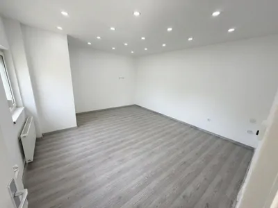 7-Zimmer-Haus kaufen in Neunkirchen – 196 m², € 399.900 – Bild 27 von 33