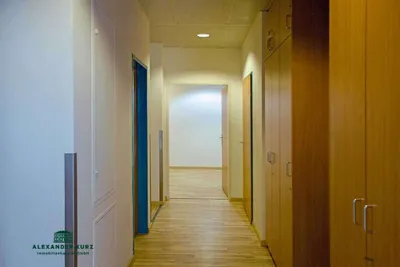 9-Zimmer-Gewerbeimmobilie mieten in Salzburg Stadt – 261 m², € 3.209 – Bild 4 von 4