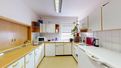8-Zimmer-Gewerbeimmobilie mieten in Wien – 330 m², € 3.250 – Bild 7 von 13
