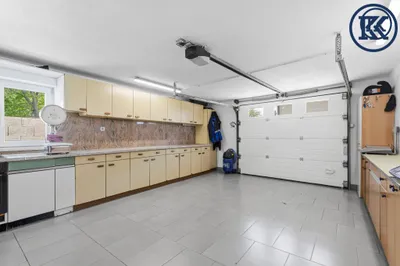 8-Zimmer-Gewerbeimmobilie kaufen in Hollabrunn – 307,35 m² – Bild 32 von 48
