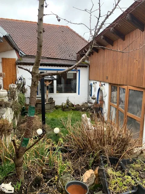 200 jähriges "Dornrößchenschlaf- Landhaus" wartet auf Liebhaber – pohled 3